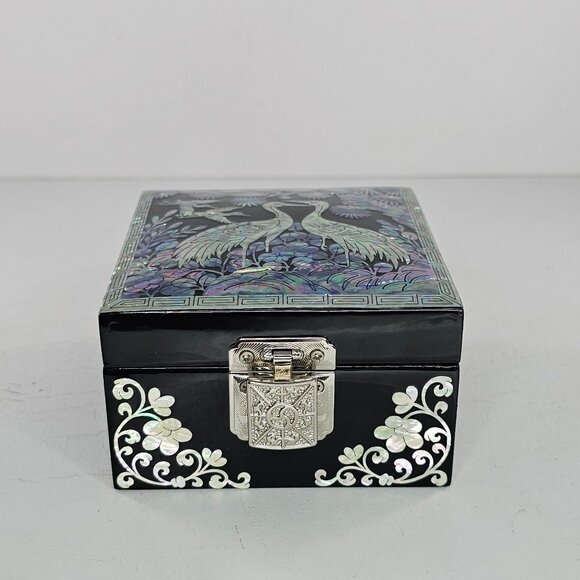 Mother Of Pearl February Mountain Crane Miniature Jewelry Box - Picture 4 of 11